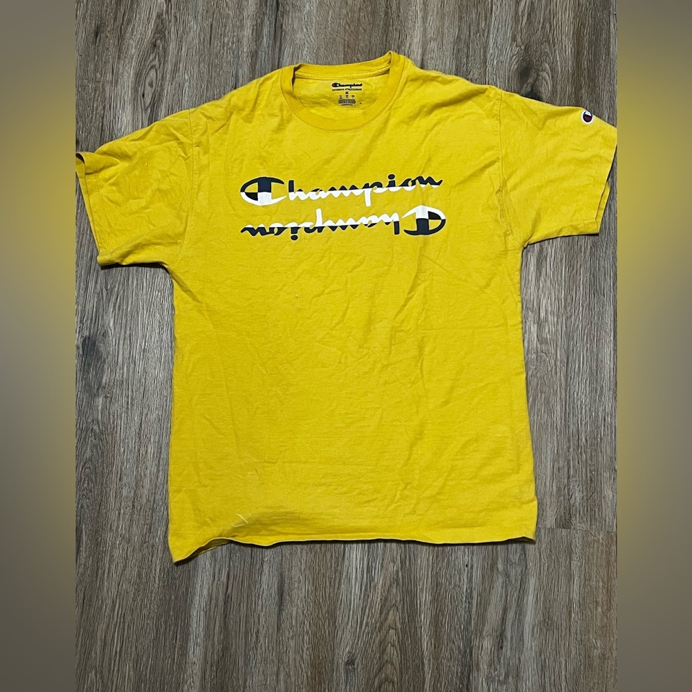 Champion t-shirt
